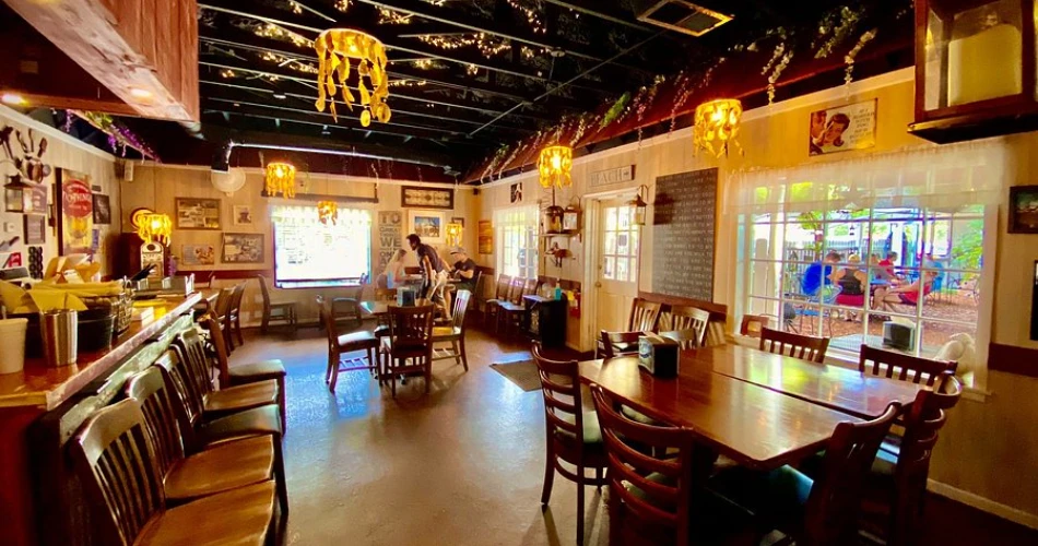 Best Restaurants in Hilton Head Island – Where Coastal Flavor Meets Southern Charm